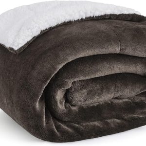 Brown Fleece Blanket with Pillow Case