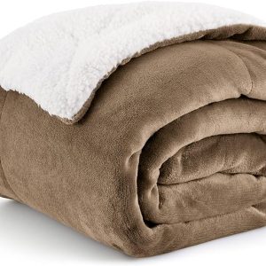 Camel Fleece Blanket with Pillow Case